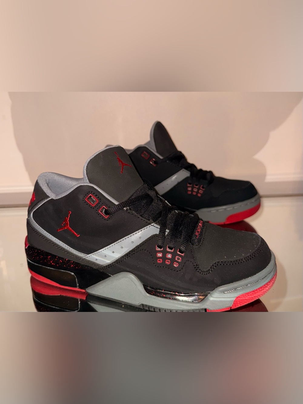 NIKE AIR JORDAN FLIGHT 23 BRED